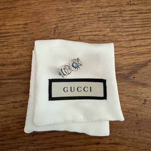 Gucci Silver Floral GG Marmont mother-of-pearl ring - Picture 4 of 6
